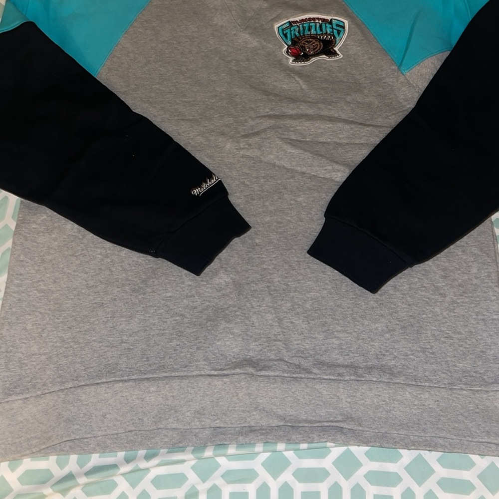 Mitchell & Ness Throwback Sweater - image 3